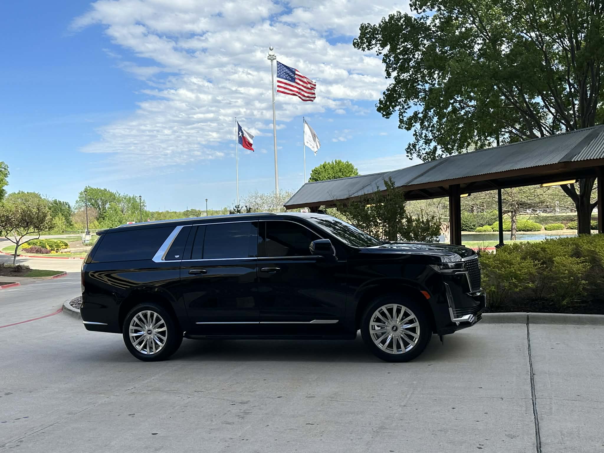 Premium luxury SUV services for executive and VIP transportation in Dallas–Fort Worth